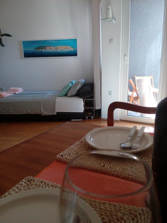 Apartment Boris Nis Ruang foto